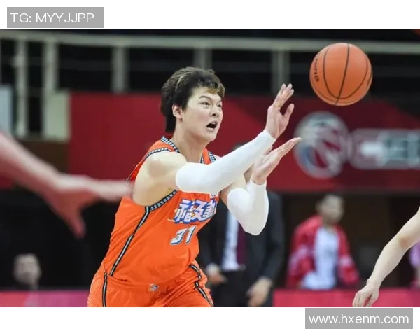 王哲林领衔中国男篮新一代崛起之路展望与挑战